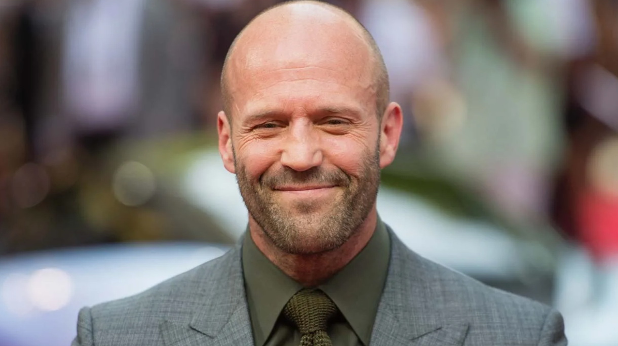 Jason Statham je jednou z nejznámějších a nejoblíbenějších hvězd v Hollywoodu