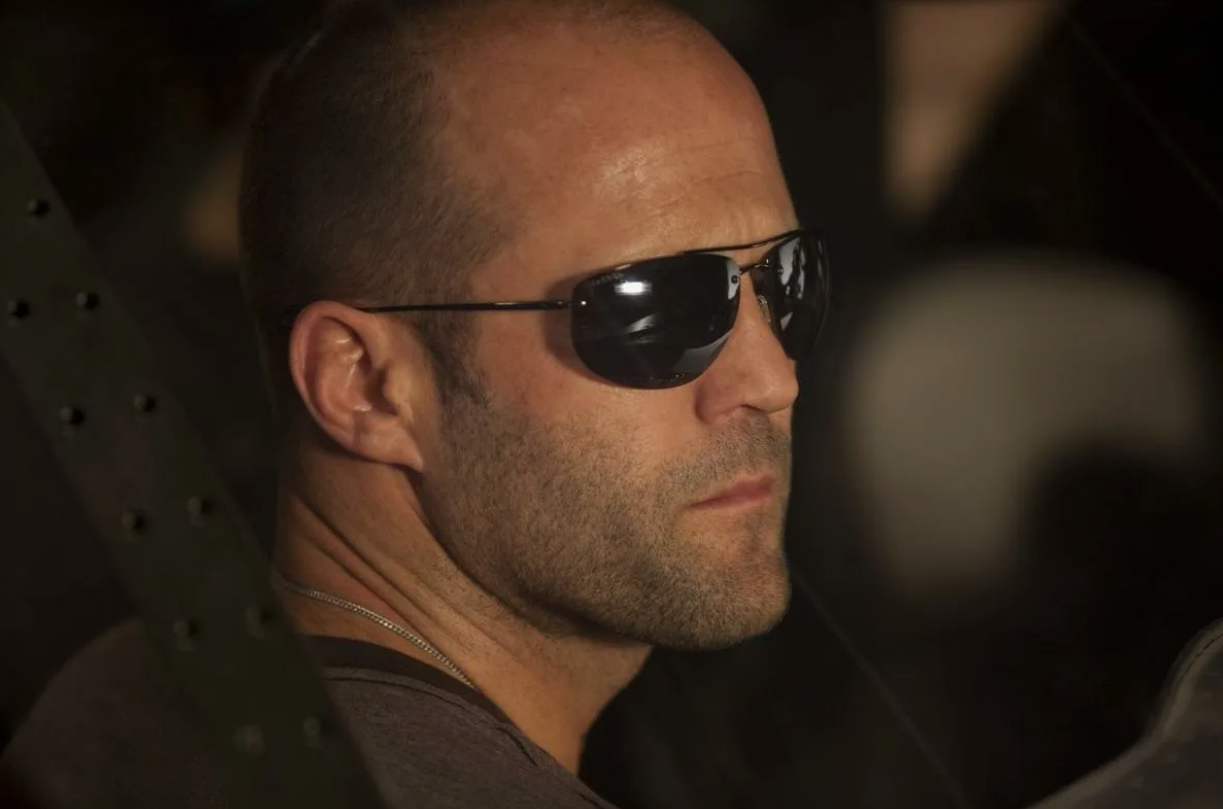 Jason Statham známý především jako akční herec, jeho herecký