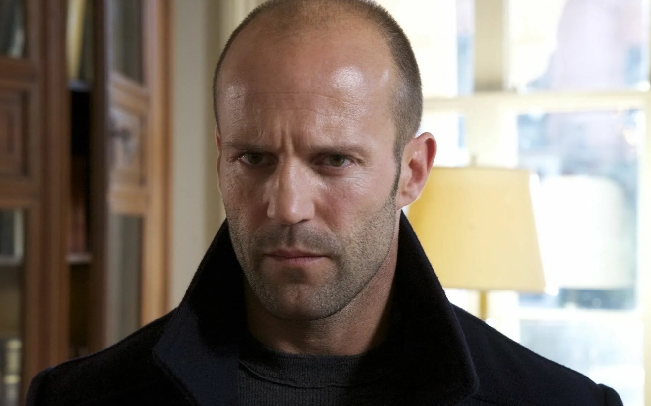 Jason Statham jako nelítostný zabiják na Prime Video